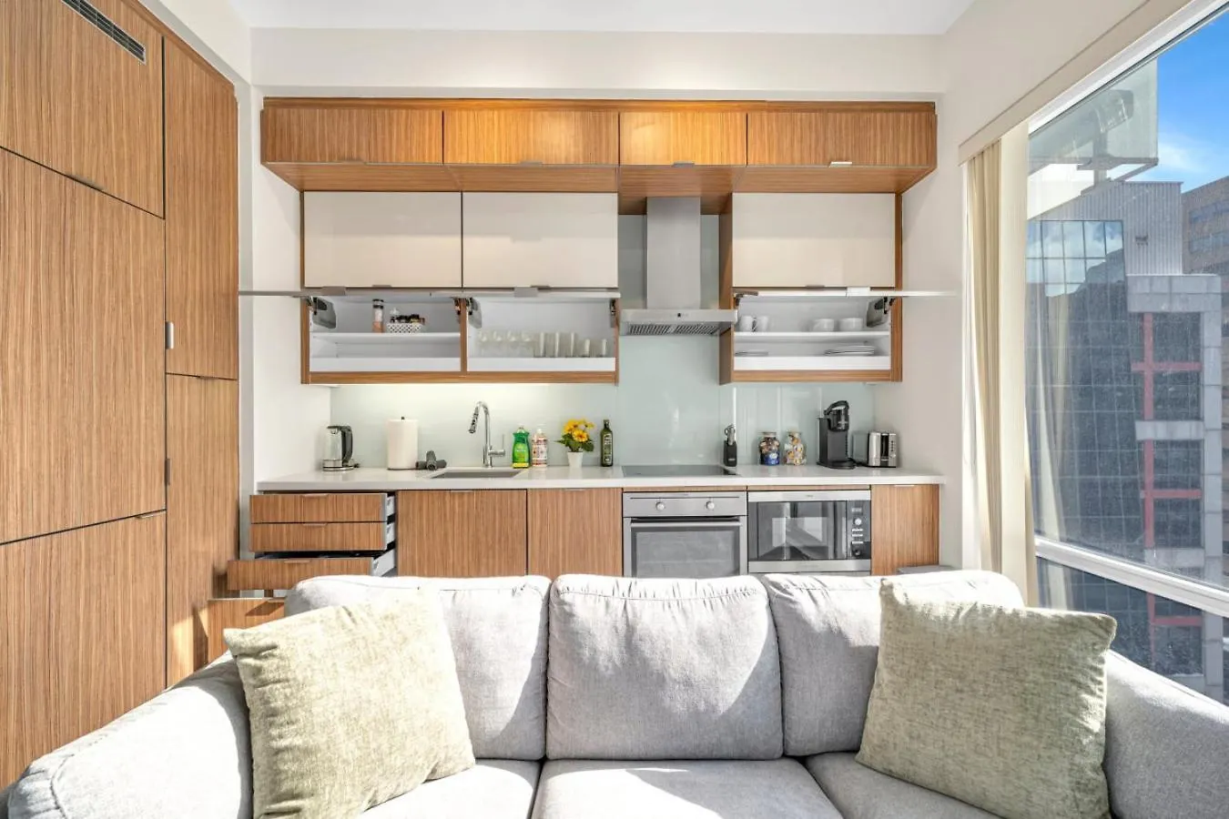 Cn Tower View 2 Bed Home Near Rogers Centre, Scotiabank, Mtcc Toronto Canadá