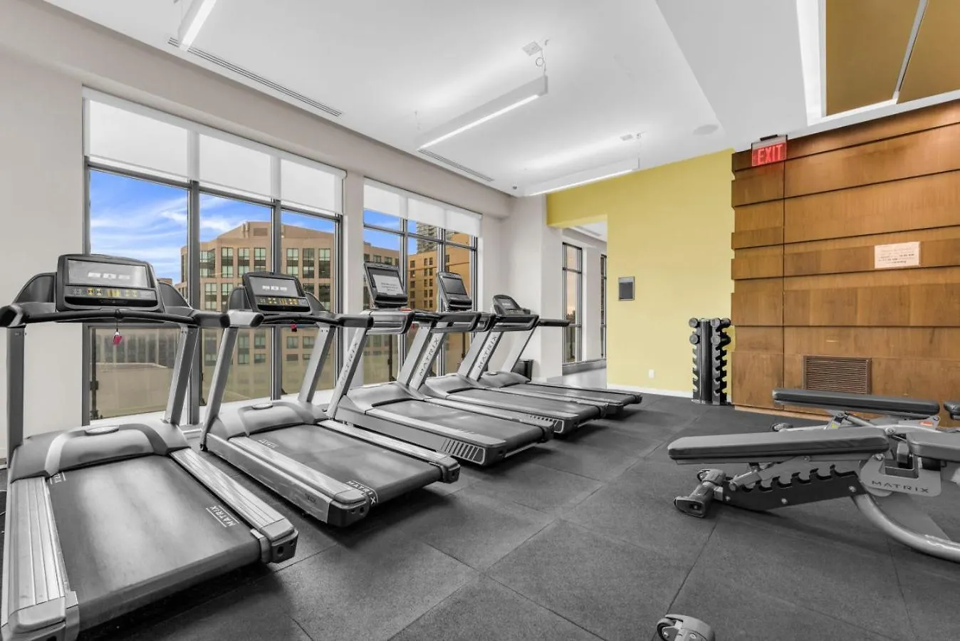 Cn Tower View 2 Bed Home Near Rogers Centre, Scotiabank, Mtcc Toronto 0*,  Canadá